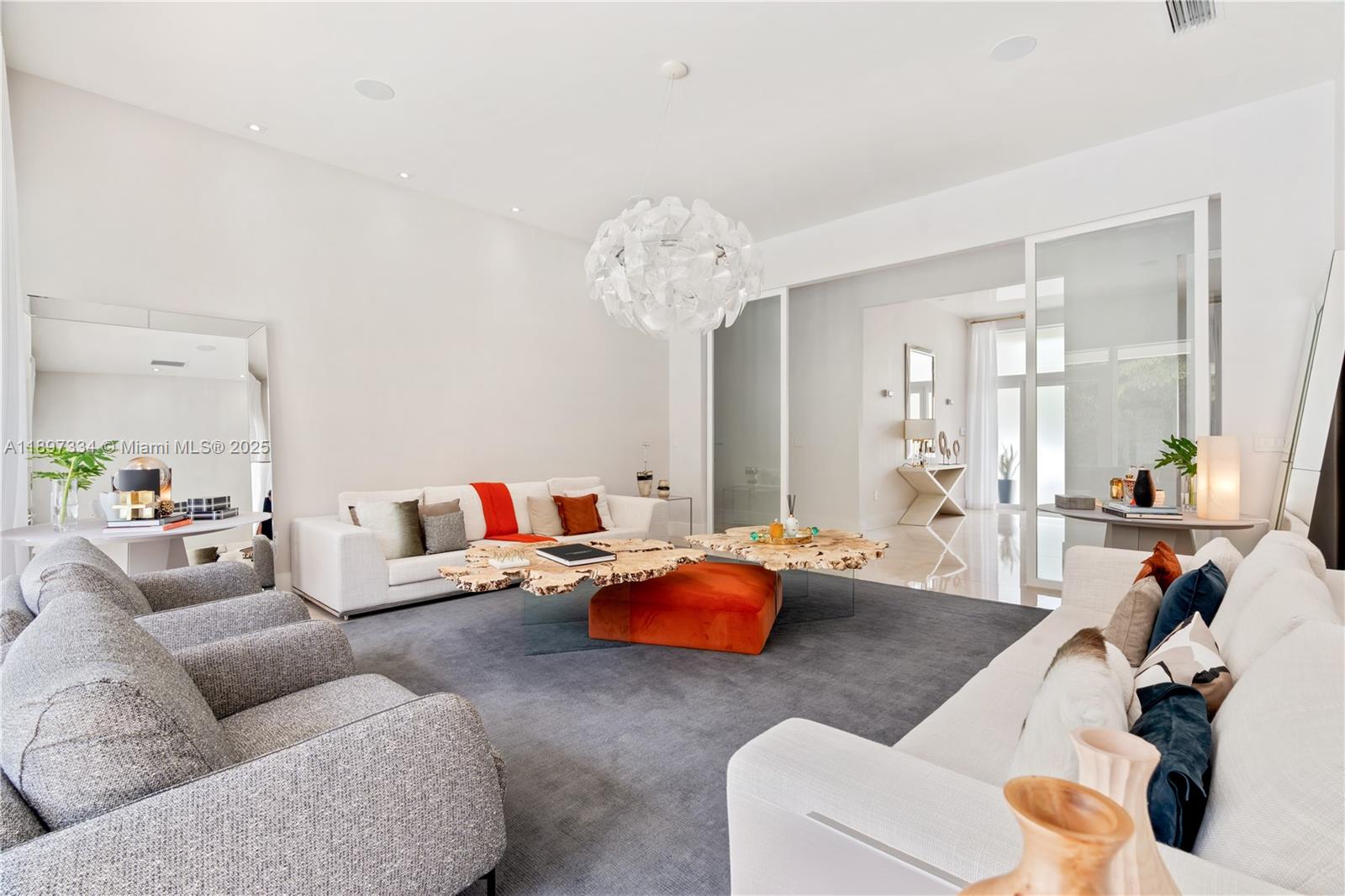 CHAPMAN CORNER - Residential