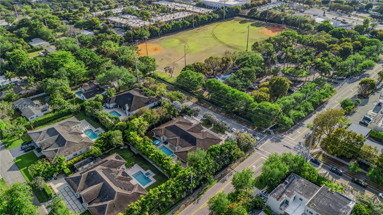 CHAPMAN CORNER - Residential