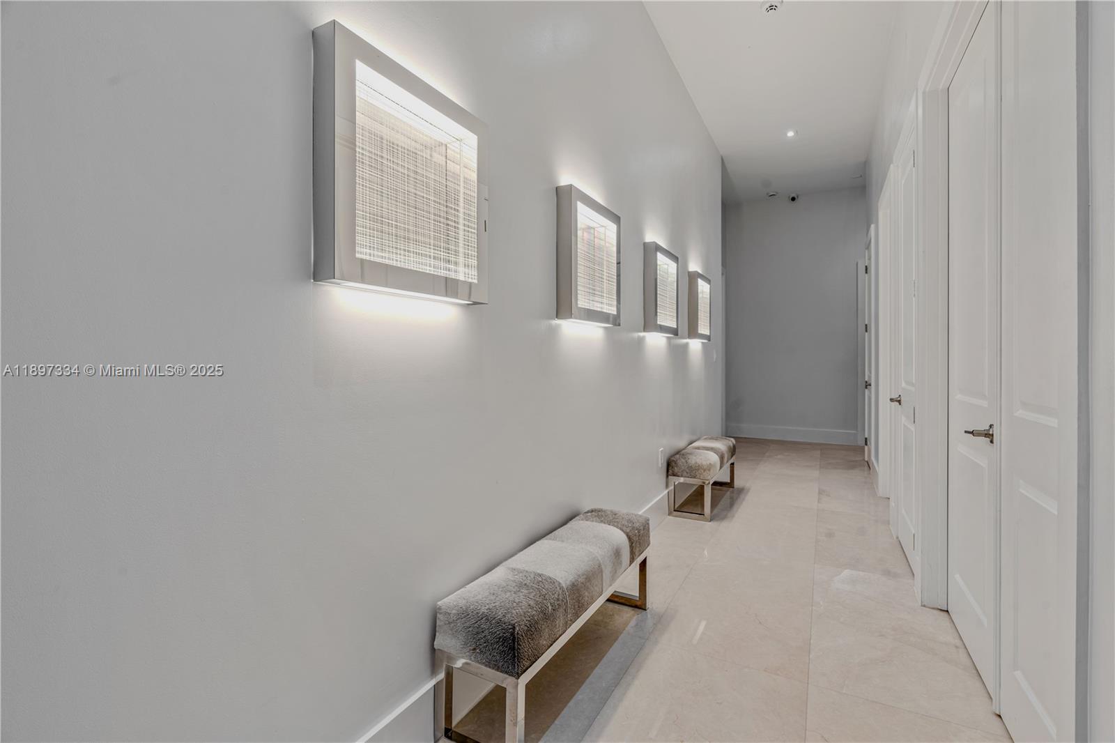 CHAPMAN CORNER - Residential