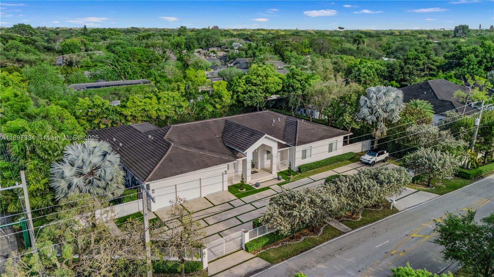 CHAPMAN CORNER - Residential