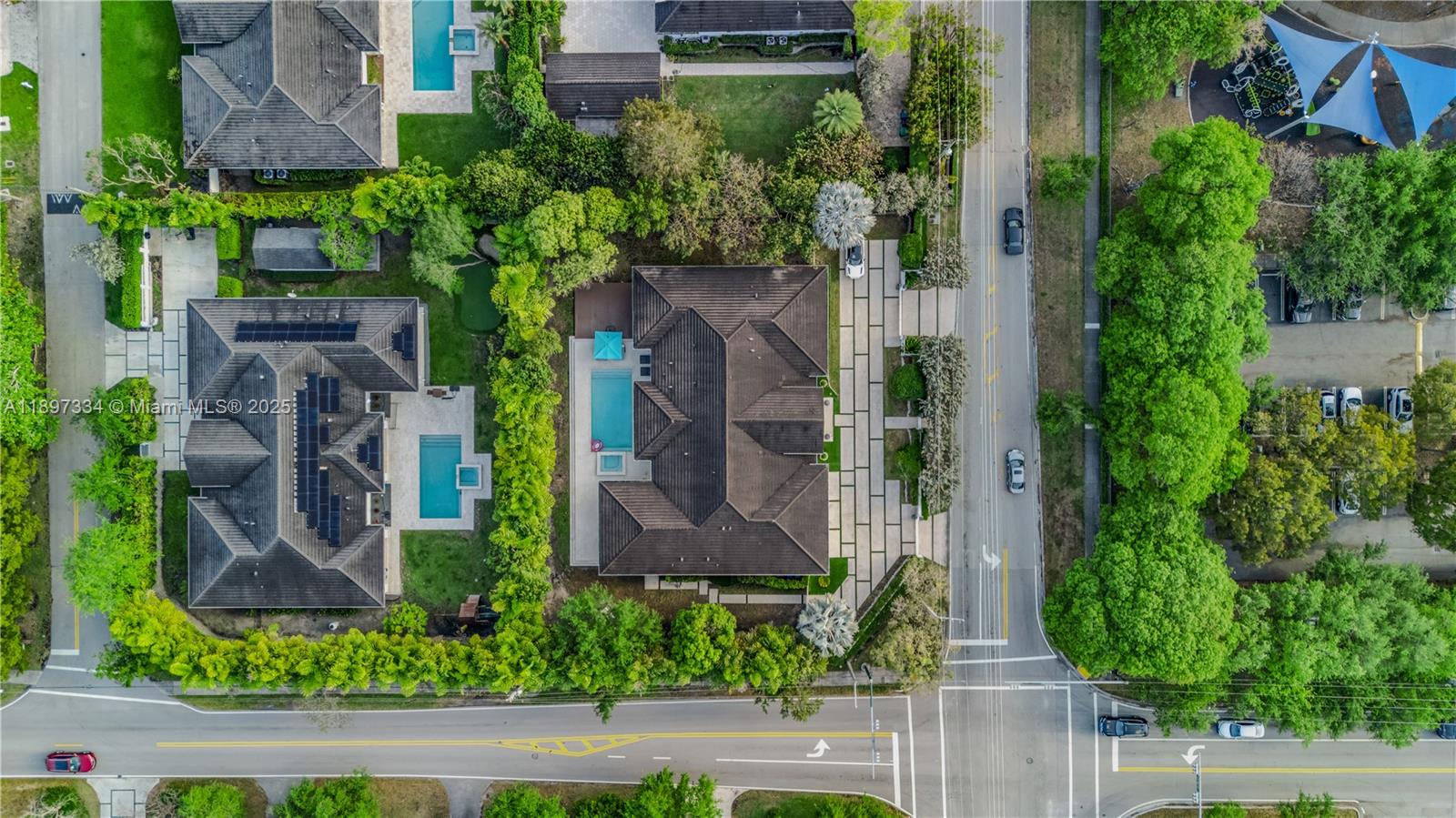 CHAPMAN CORNER - Residential