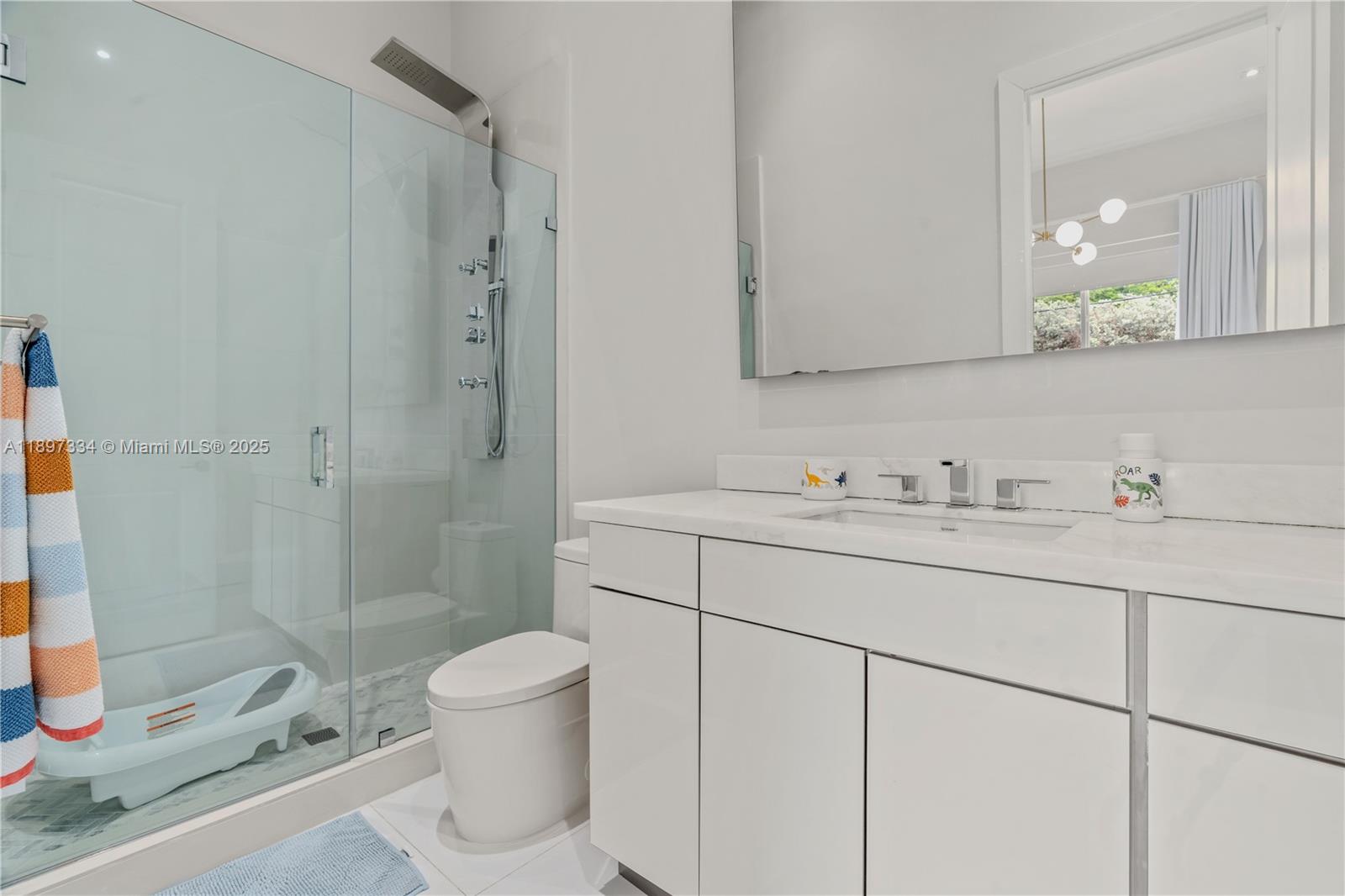 CHAPMAN CORNER - Residential