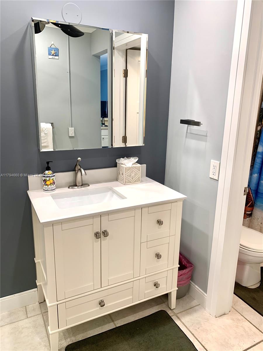 INTERNATIONAL STUDIO APT - Residential