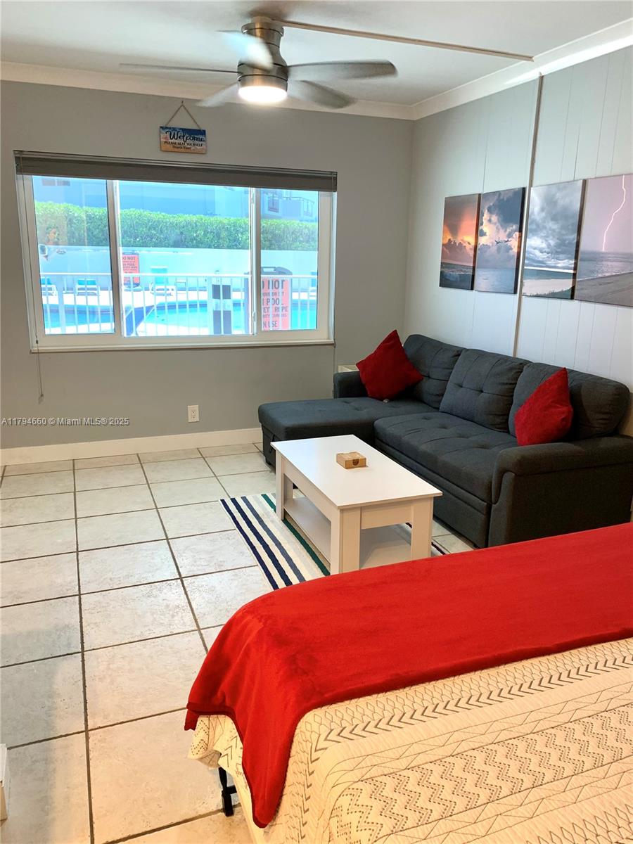 INTERNATIONAL STUDIO APT - Residential