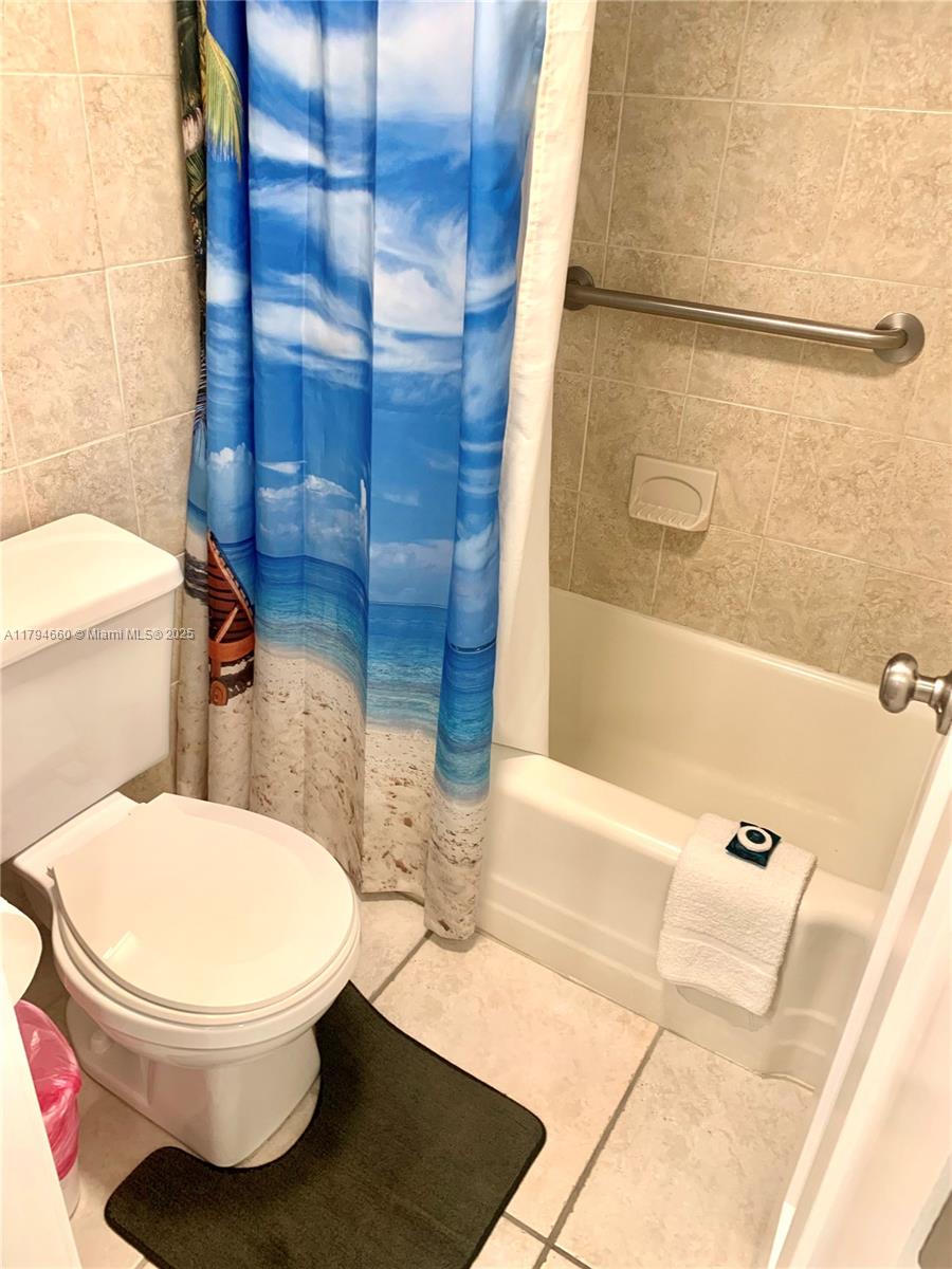 INTERNATIONAL STUDIO APT - Residential