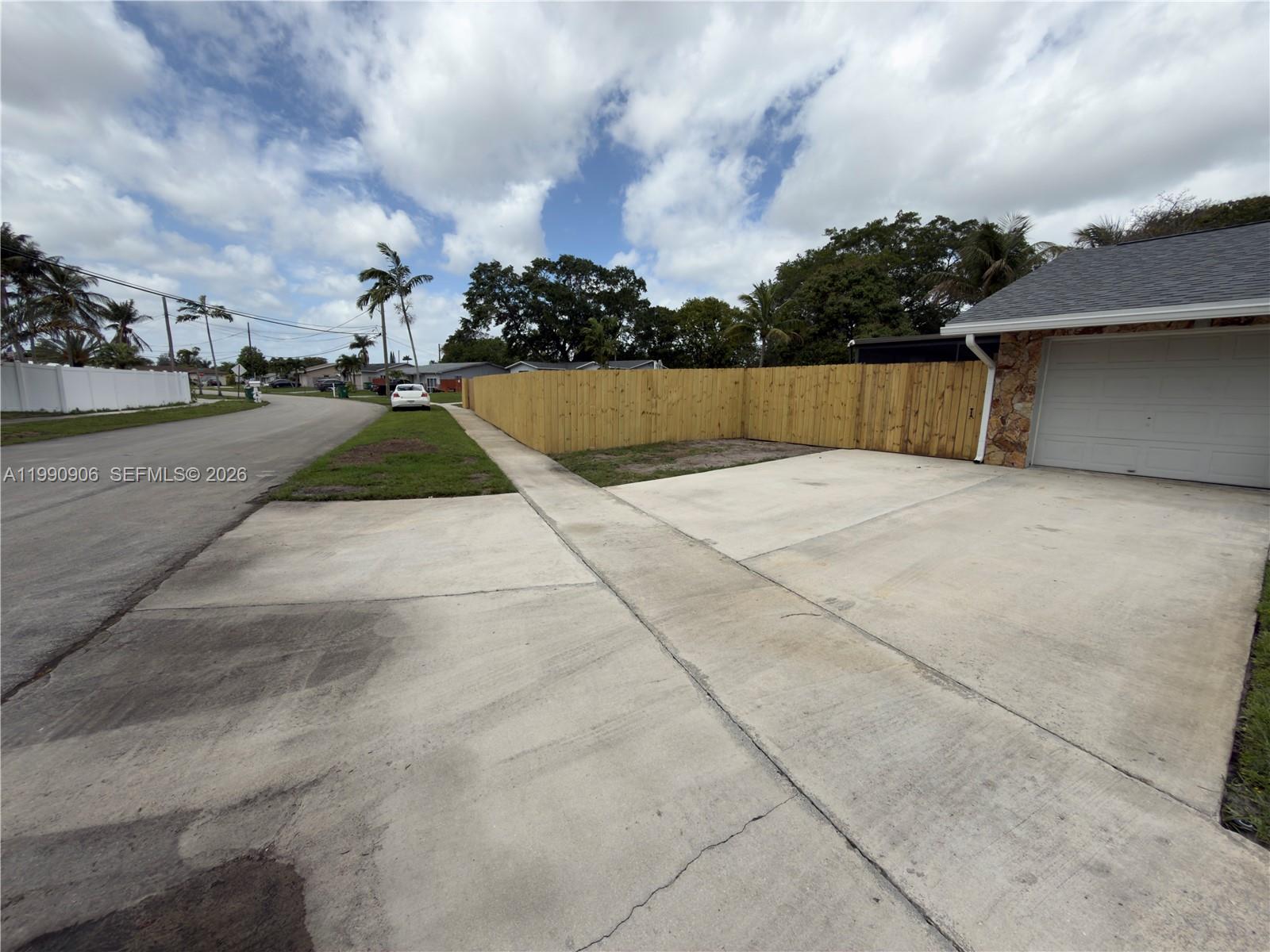 LUMI ESTATES - Residential