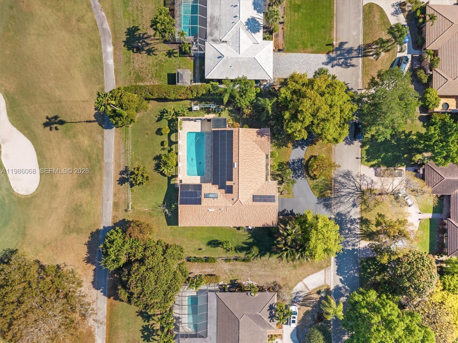 CORAL SPRINGS COUNTRY CLU - Residential