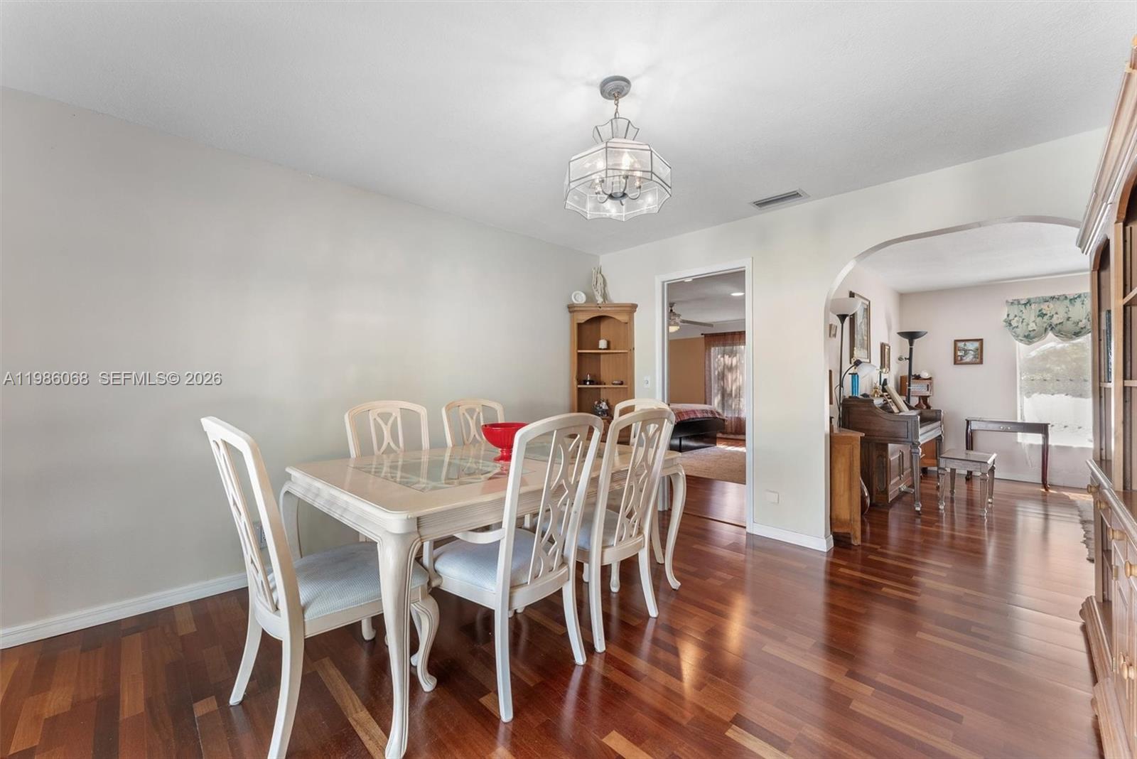 CORAL SPRINGS COUNTRY CLU - Residential