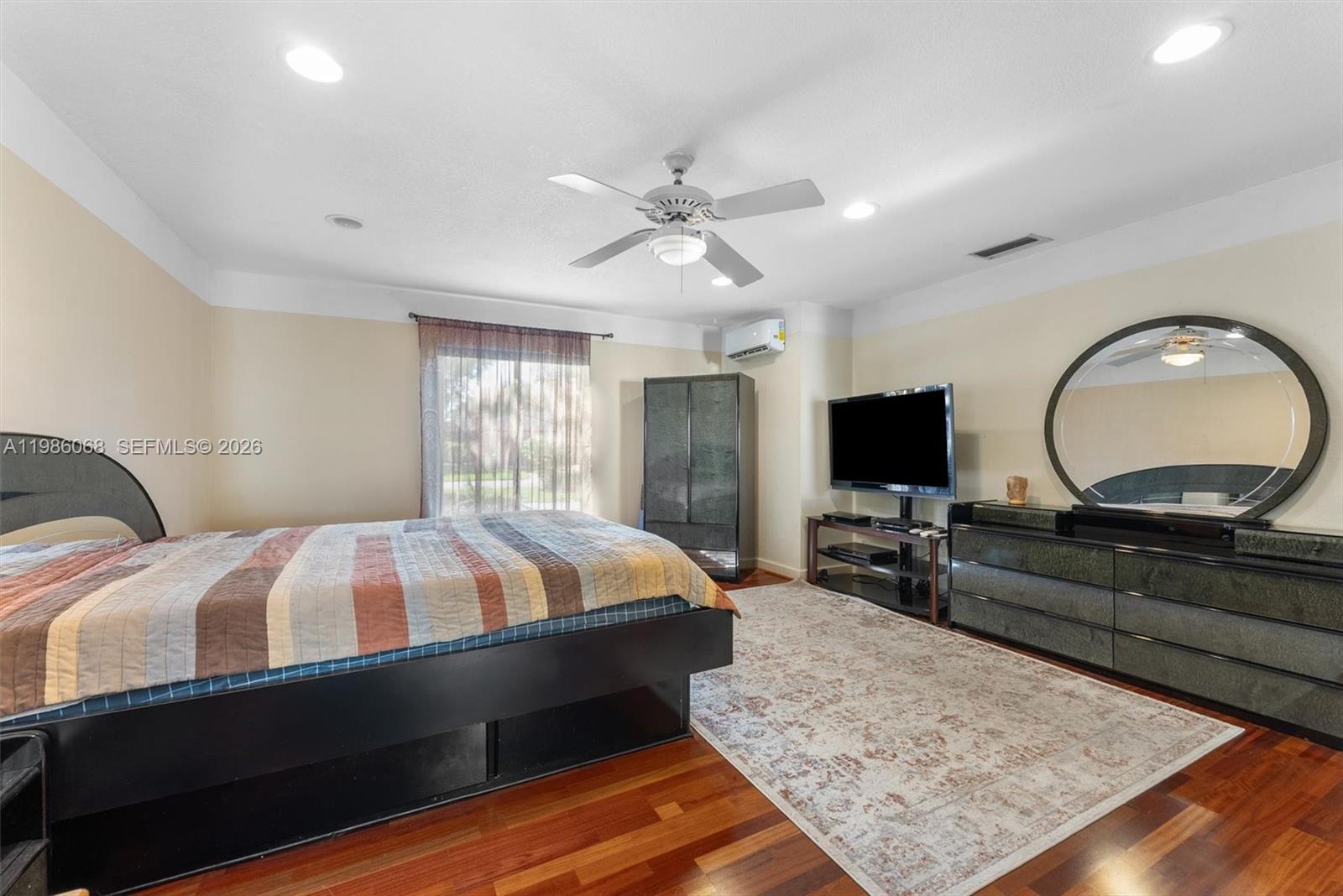 CORAL SPRINGS COUNTRY CLU - Residential