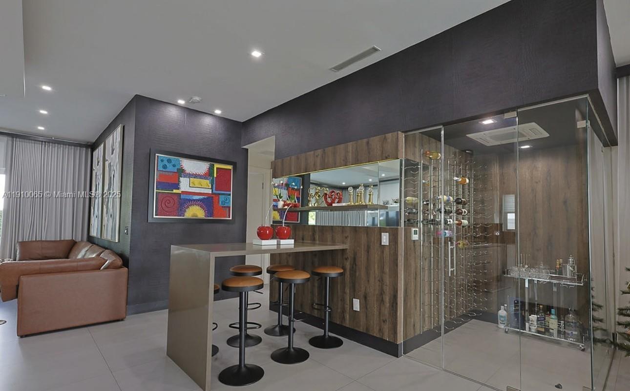 OASIS PARK SQUARE AT DORA - Residential