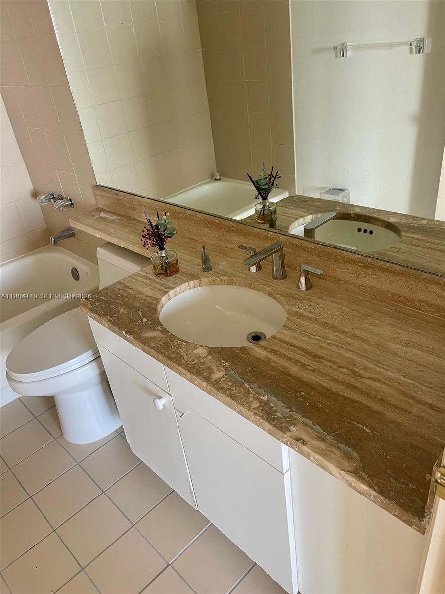 GABLES LAROC CONDO - Residential