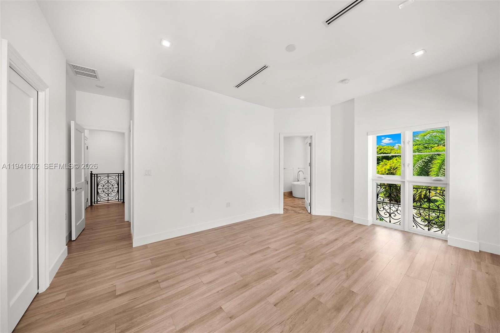 CORAL GABLES CRAFTS SEC - Residential