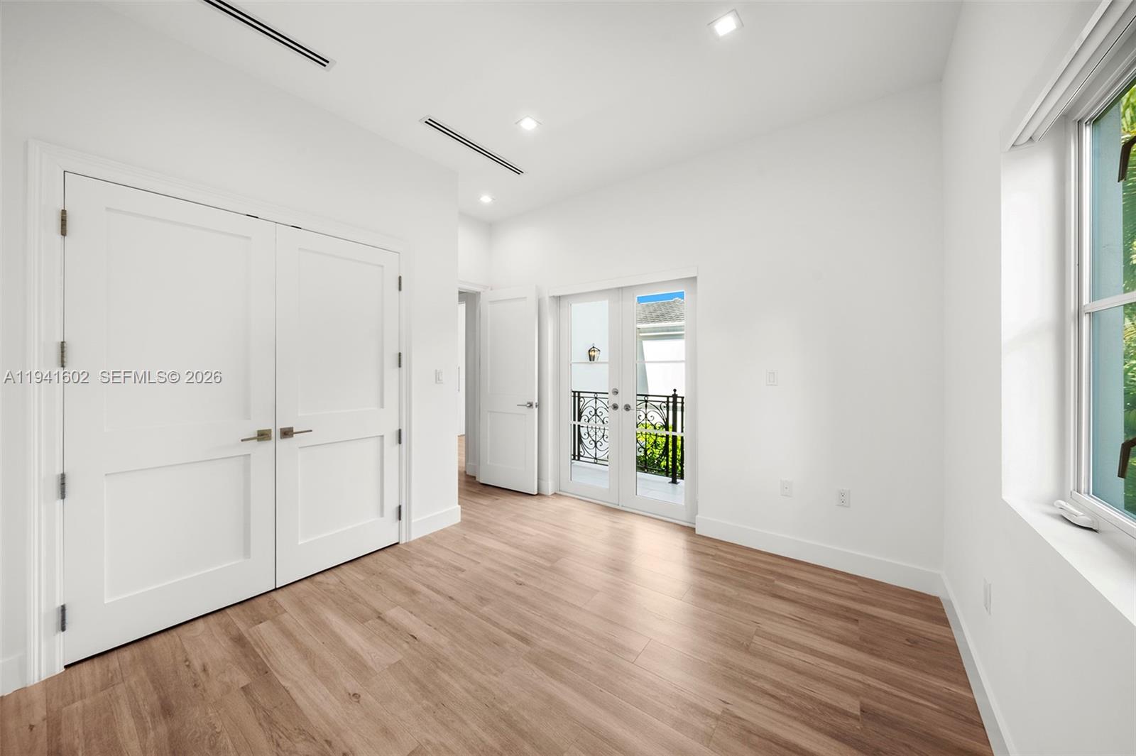 CORAL GABLES CRAFTS SEC - Residential