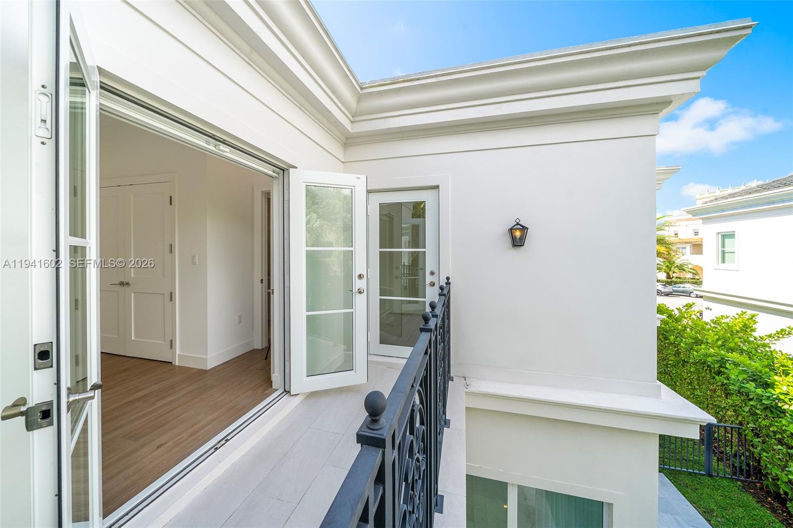 CORAL GABLES CRAFTS SEC - Residential