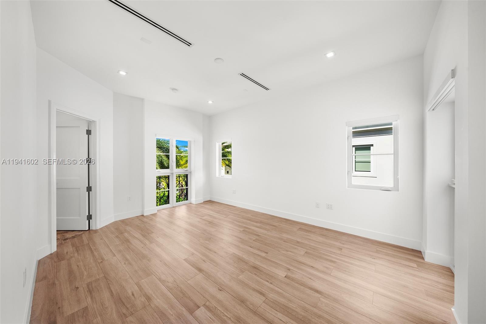 CORAL GABLES CRAFTS SEC - Residential