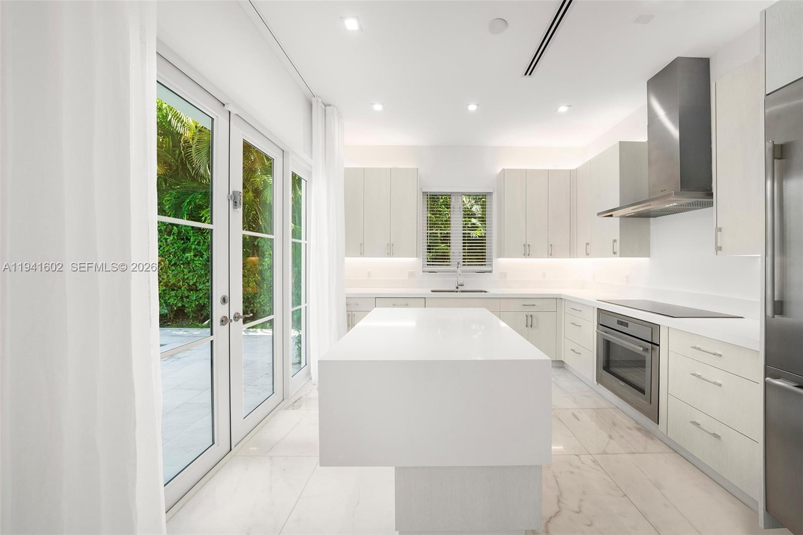 CORAL GABLES CRAFTS SEC - Residential