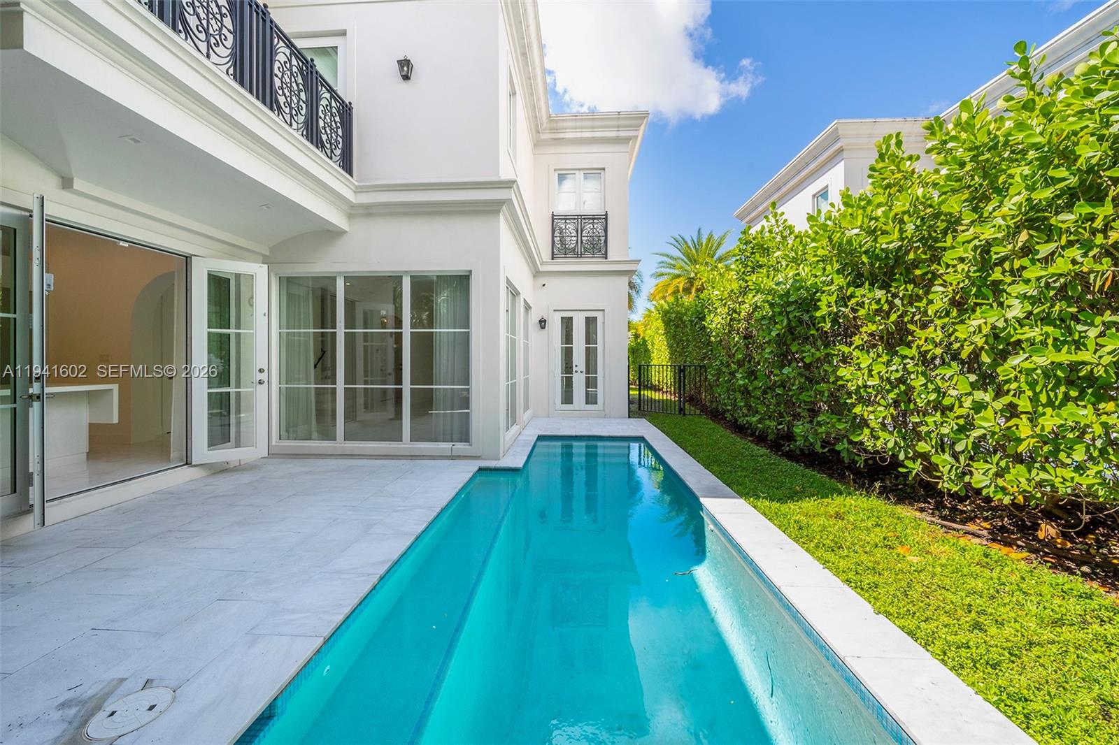 CORAL GABLES CRAFTS SEC - Residential