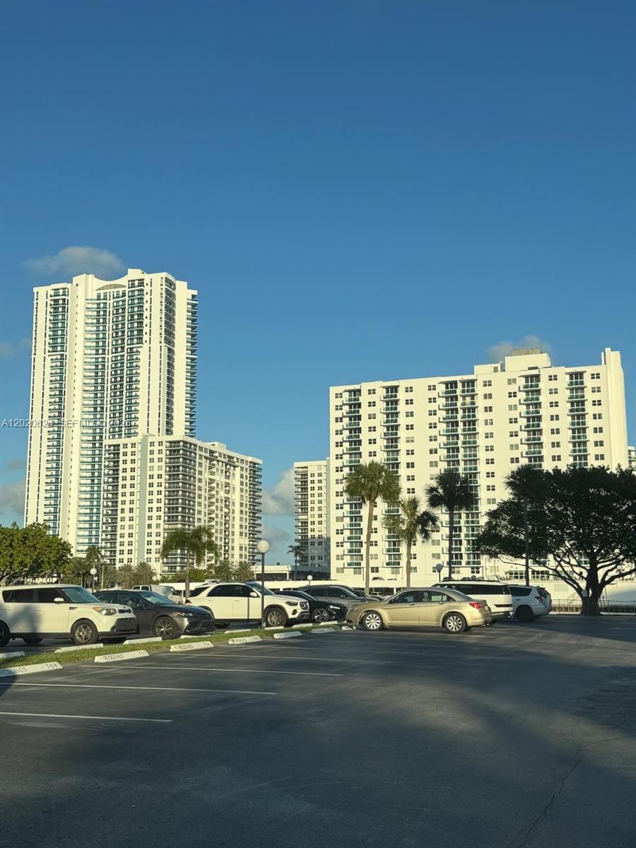 OCEANVIEW PARK CONDO - Residential