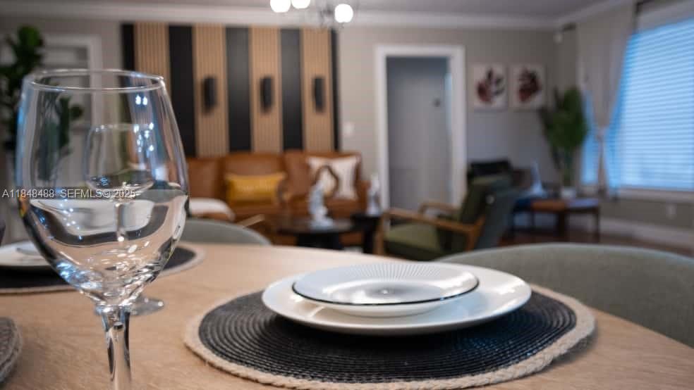 POINSETTA PARK - Residential