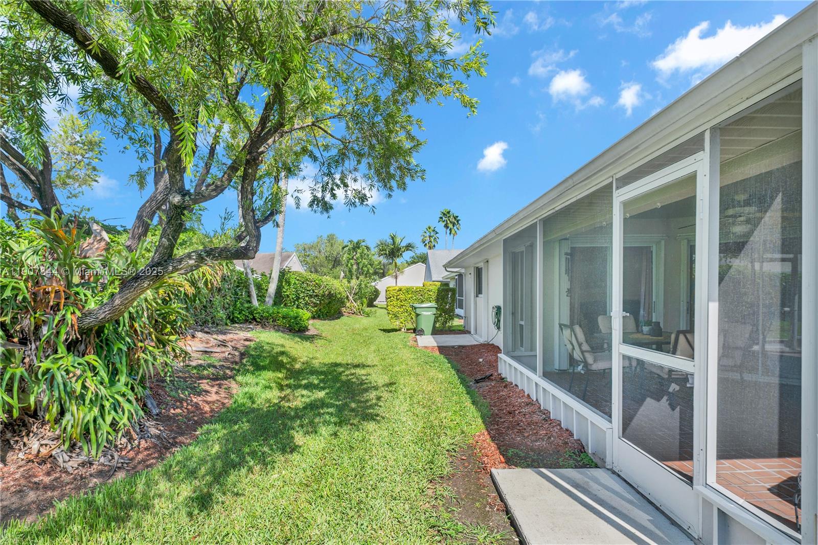 KEYS-GATE NO 1 - Residential