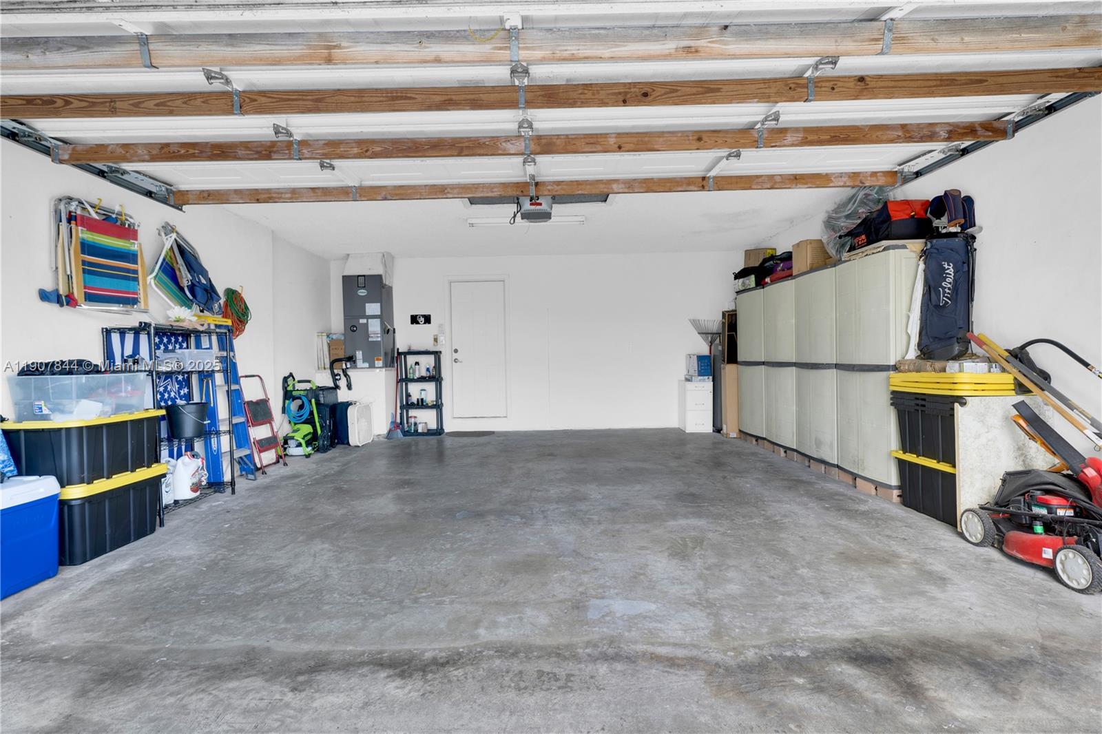 KEYS-GATE NO 1 - Residential