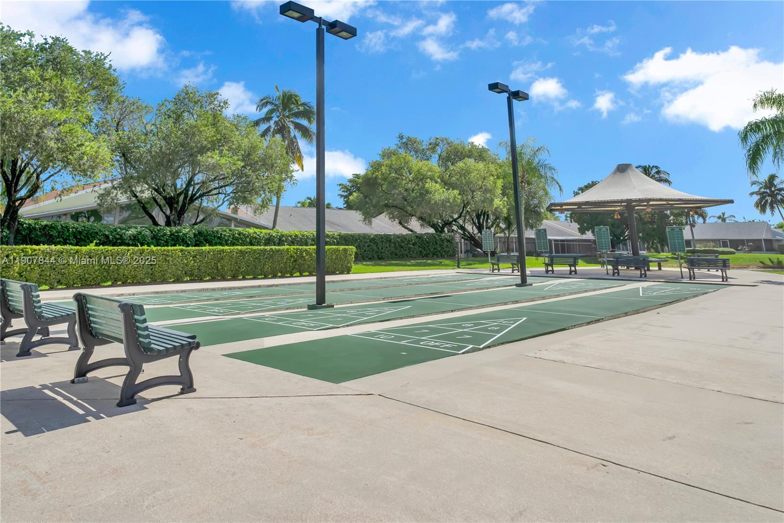 KEYS-GATE NO 1 - Residential