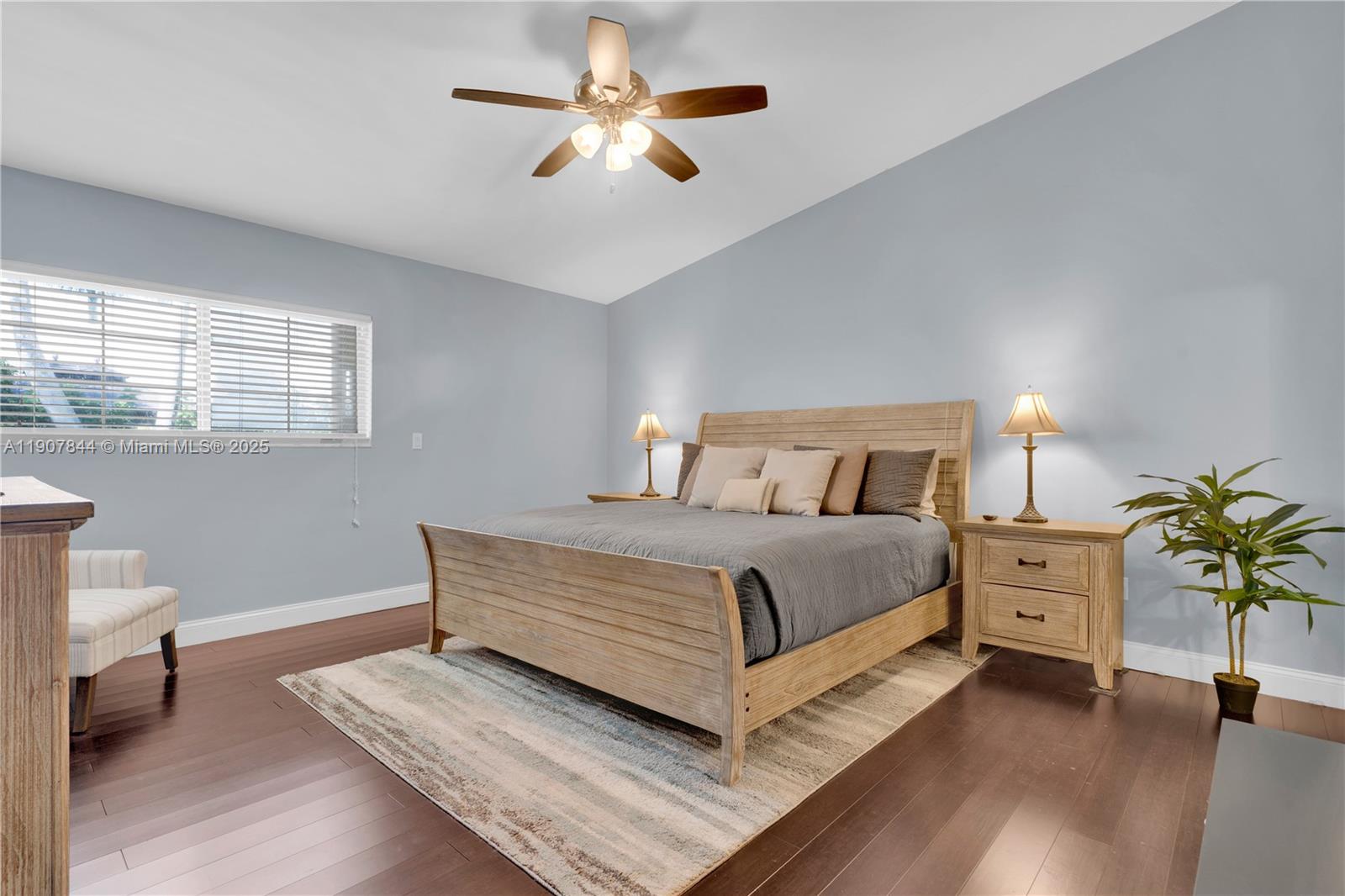 KEYS-GATE NO 1 - Residential