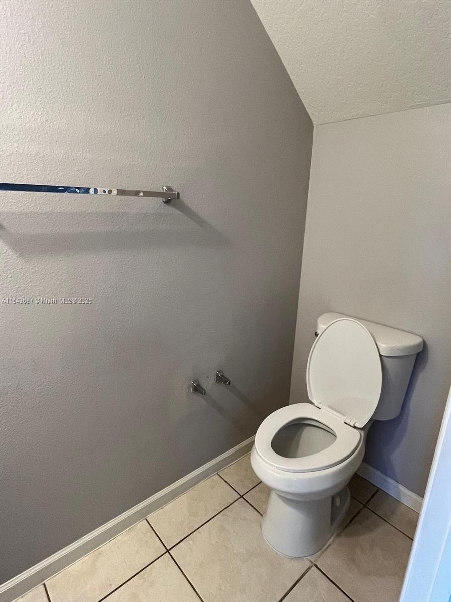 PINE LAKE - Residential Lease