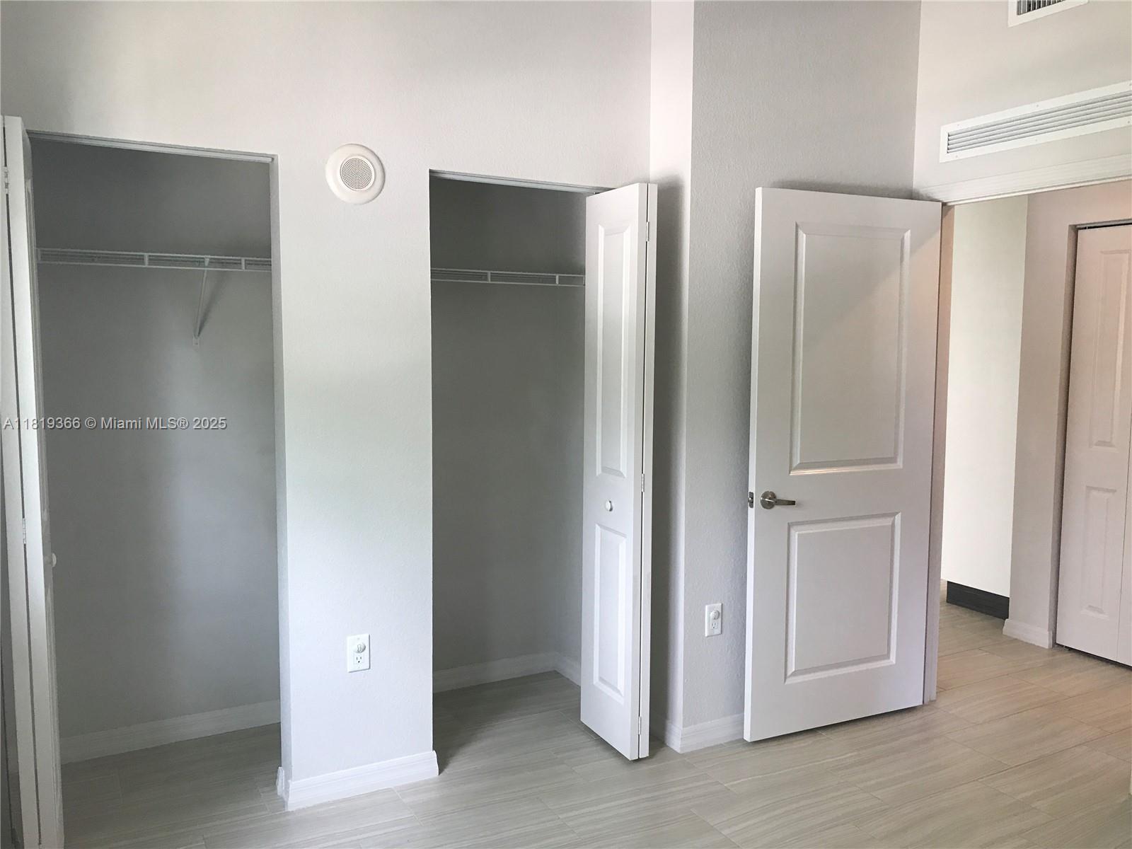 Bryan Sub Lts 1, 2 Blk 59 - Residential Lease