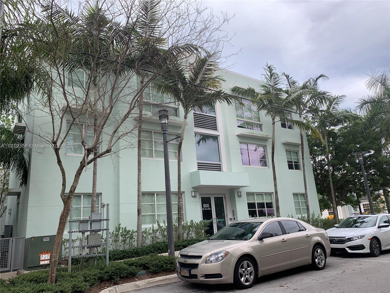 Rental Property at 805 Se 3rd Ave 2011, Fort Lauderdale, Broward County, Florida - Bedrooms: 2 
Bathrooms: 2  - $2,800 MO.