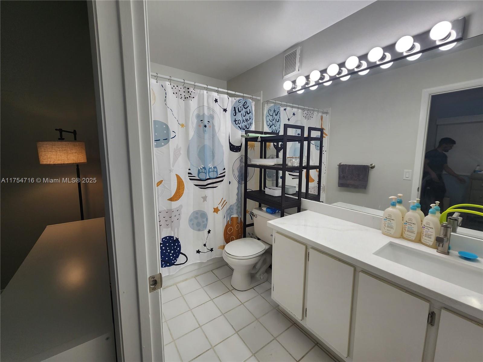 PEMBROKE POINTE - Residential