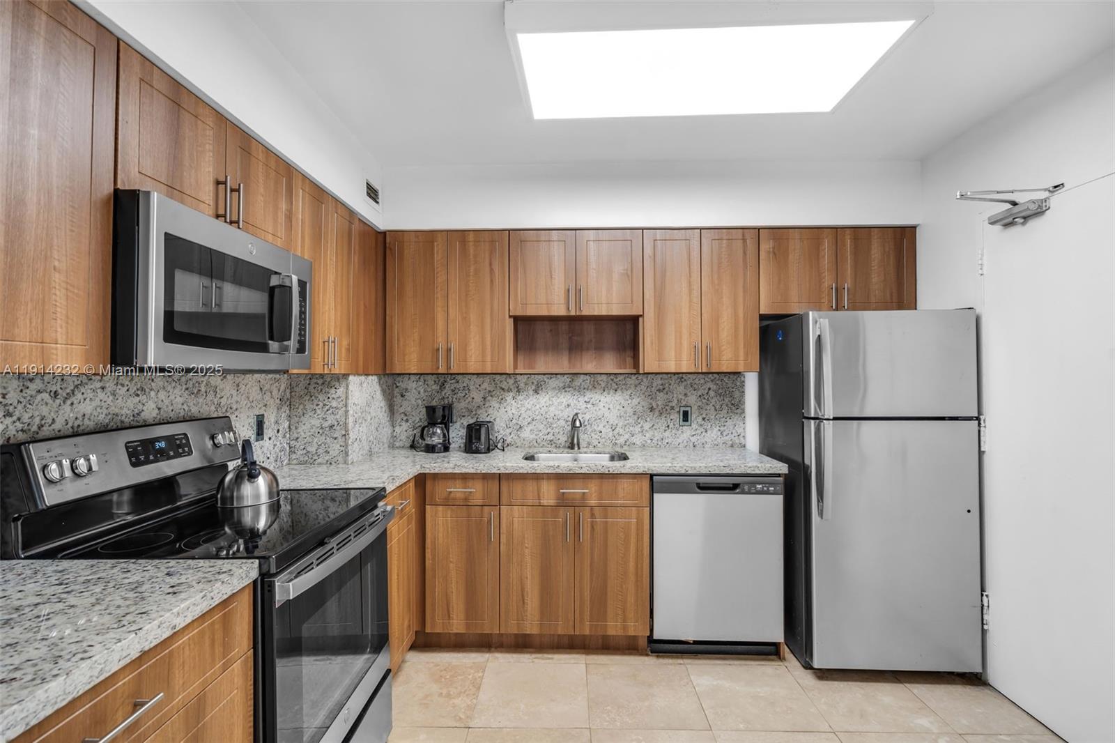 AMD PL OF FIRST OCEAN FRO - Residential Lease