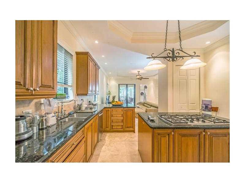 BRICKELLS FLAGLER - Residential Lease