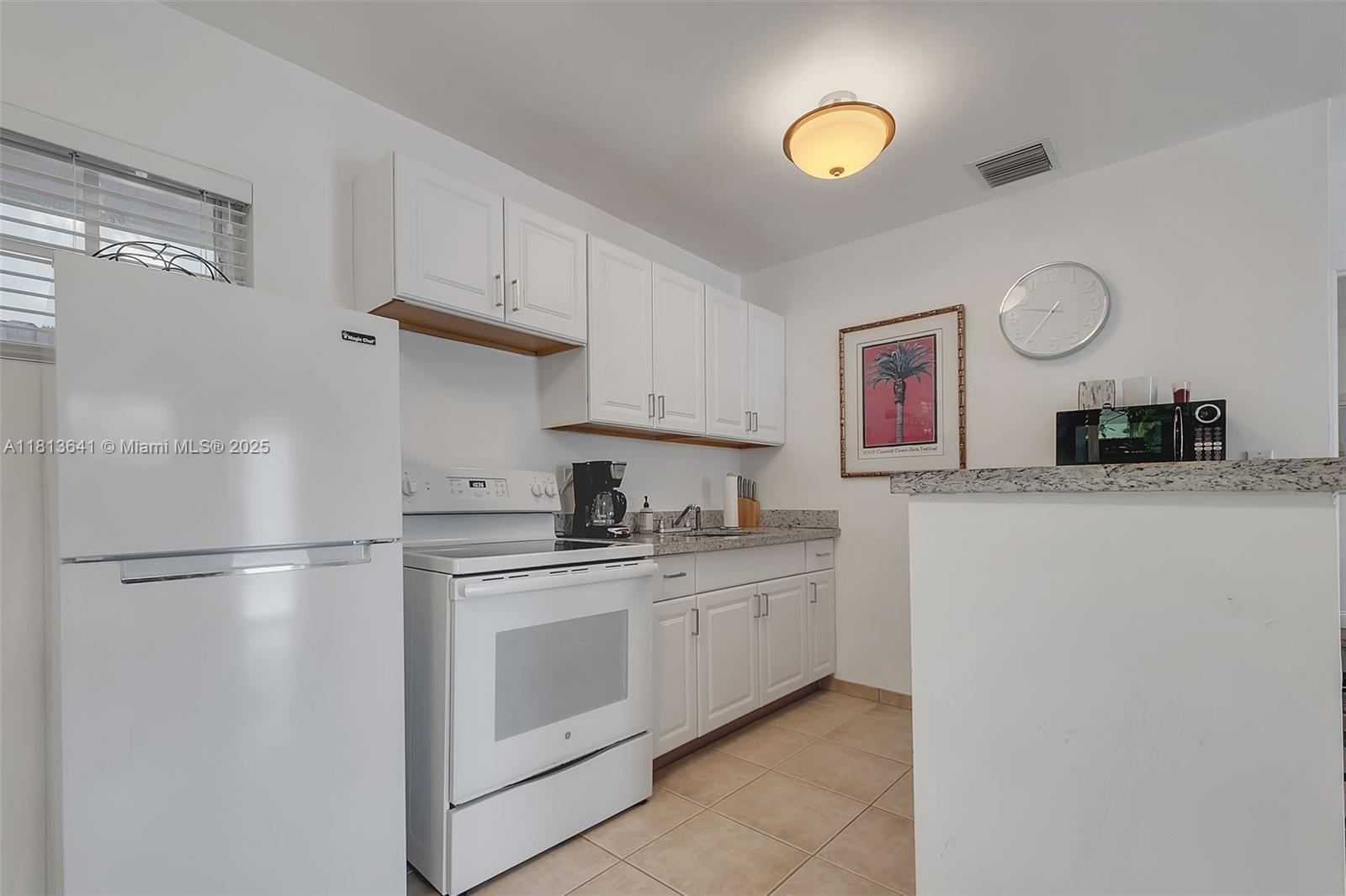 RHODES AMD NEW BISC - Residential Lease