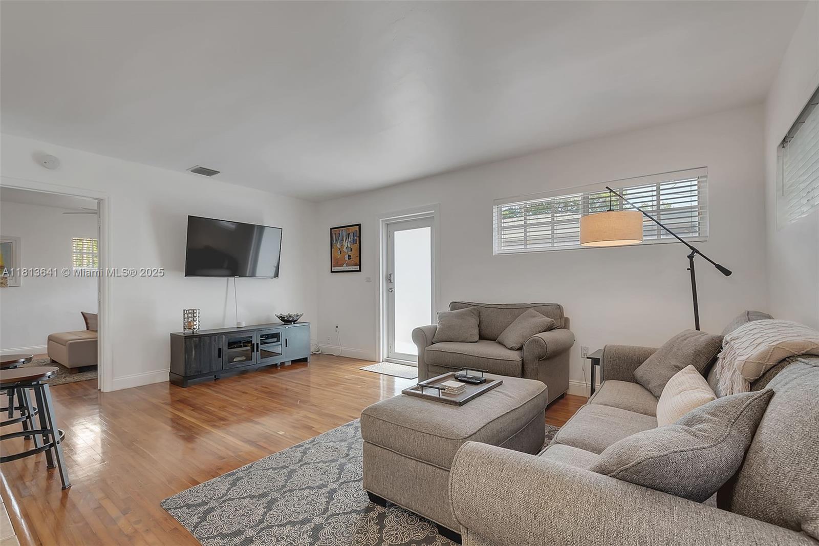 RHODES AMD NEW BISC - Residential Lease