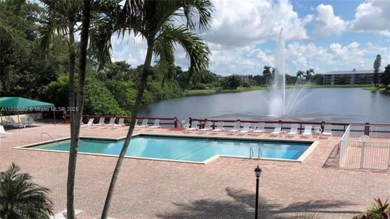 LIVE OAK CONDOMINIUM ONE - Residential Lease