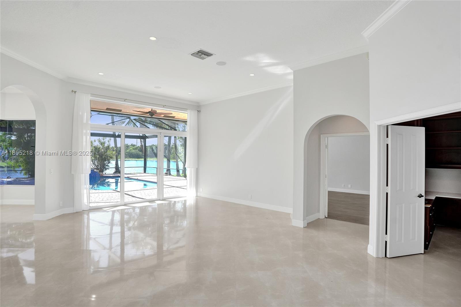 SECTOR 7 SOUTH - Residential