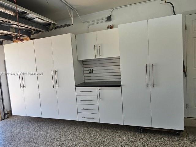 PALM SPRINGS LAKES 1ST AD - Residential