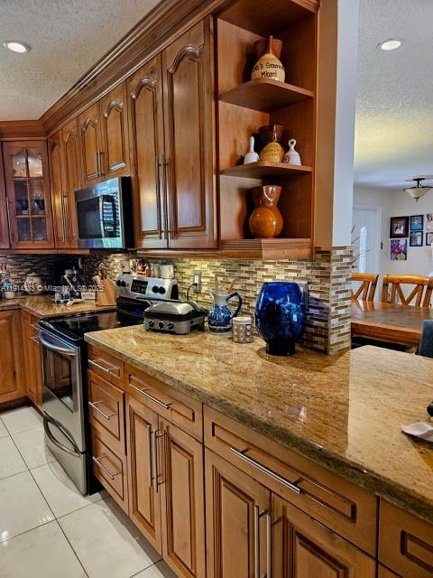 PALM SPRINGS LAKES 1ST AD - Residential