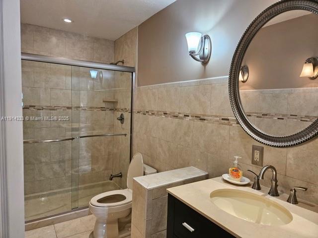 PALM SPRINGS LAKES 1ST AD - Residential