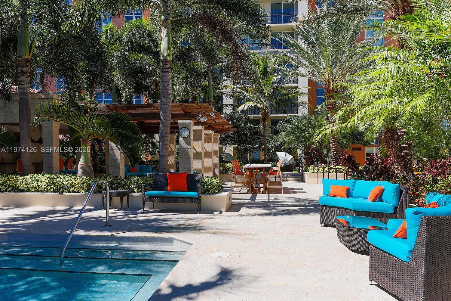 CITYPLACE SOUTH TOWER CON - Residential