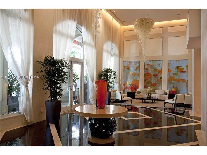 CITYPLACE SOUTH TOWER CON - Residential