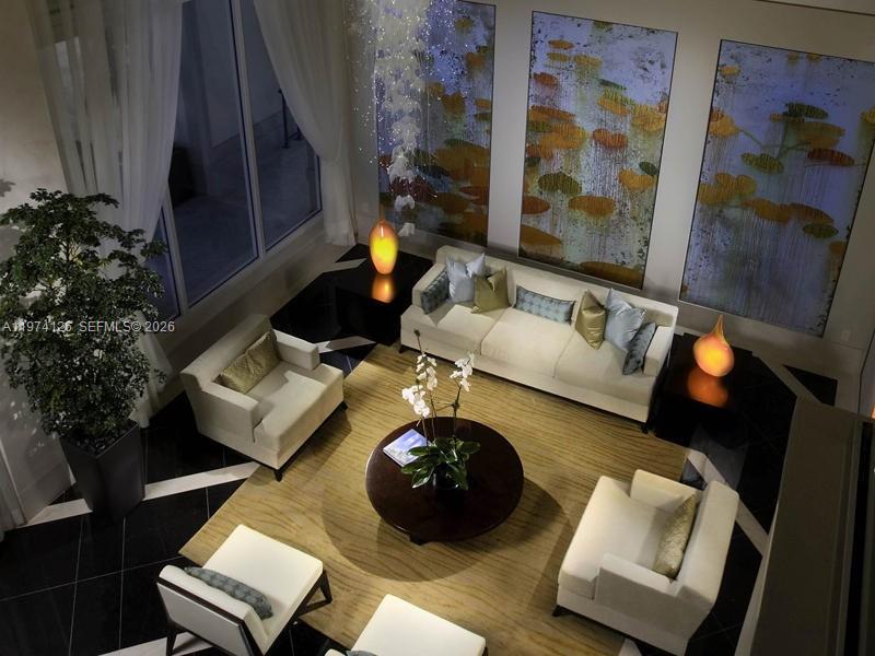 CITYPLACE SOUTH TOWER CON - Residential