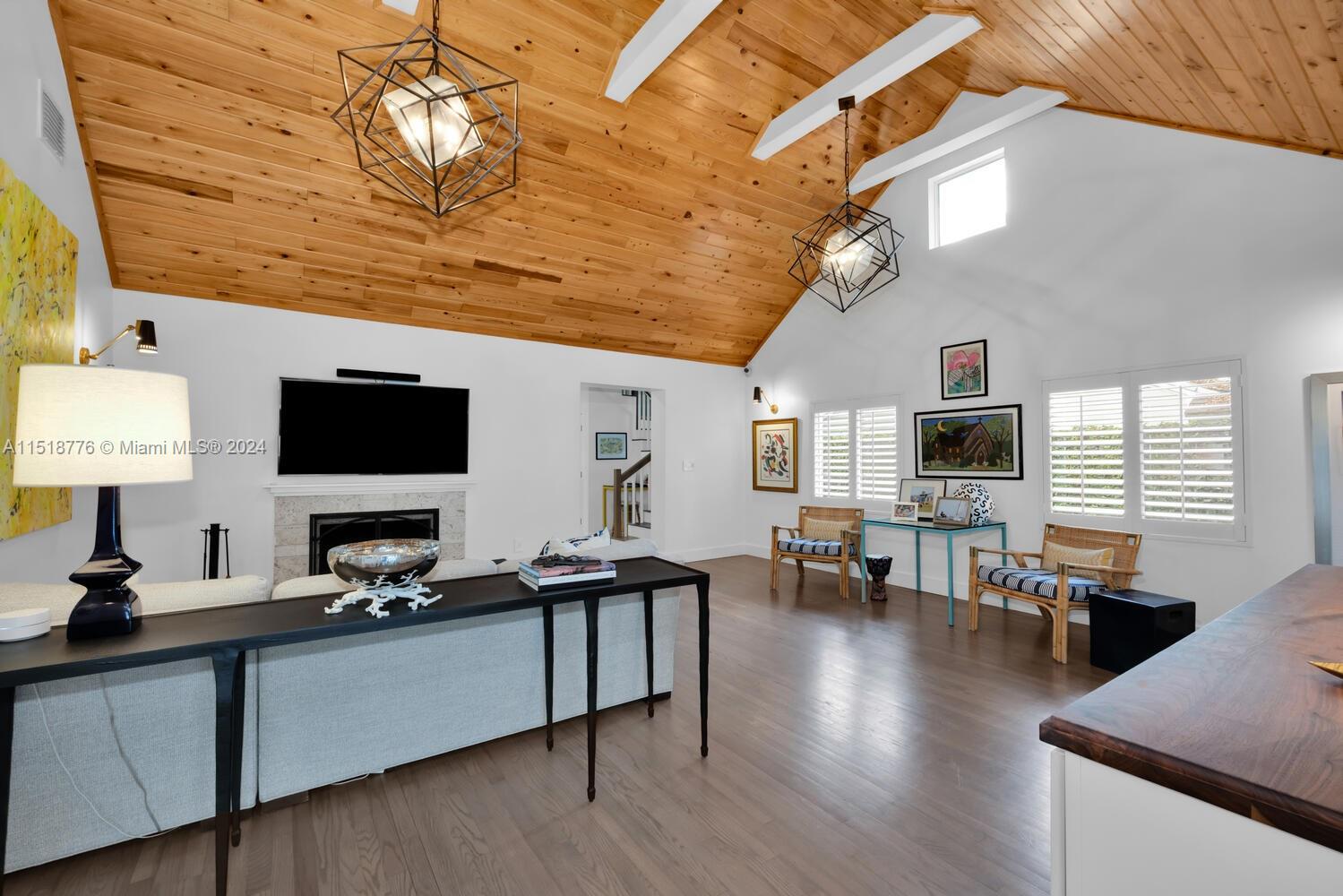 IRVINGTON - Residential