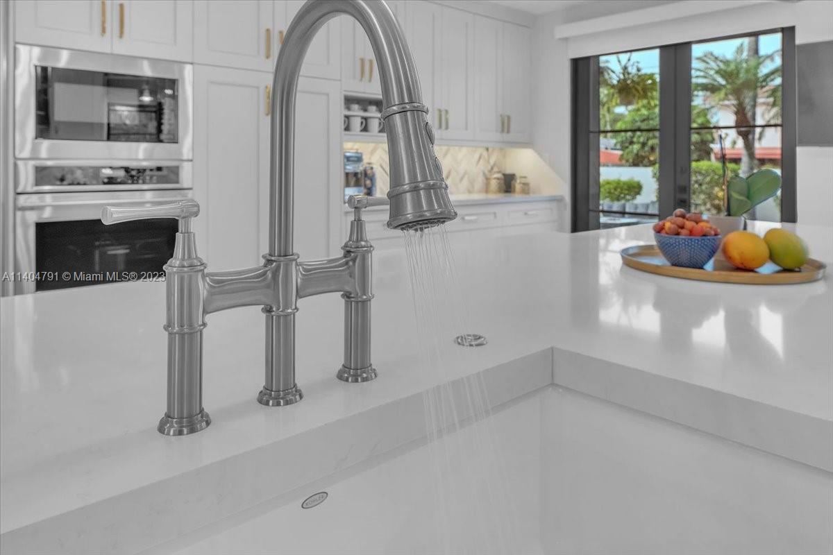 HOLLYWOOD - Residential