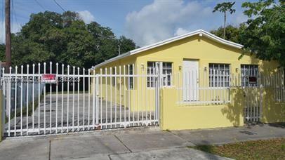 Rental Property at 145 Nw 42nd St 3, Miami, Broward County, Florida - Bathrooms: 1  - $1,300 MO.