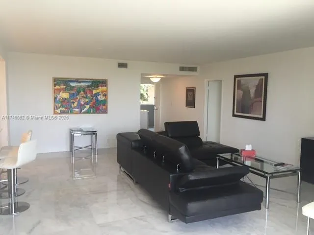 Key Biscayne, Florida 33149, United States, 2 Bedrooms Bedrooms, ,2 BathroomsBathrooms,Residential,Active,78332