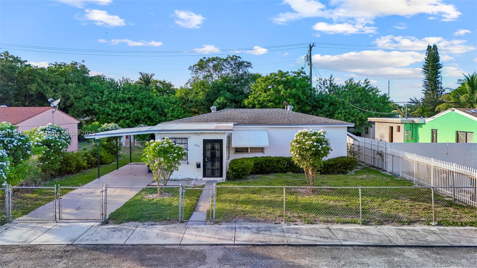 JOY HOMES - Residential