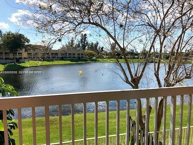 VILLAS AT LAKEVIEW CONDO - Residential