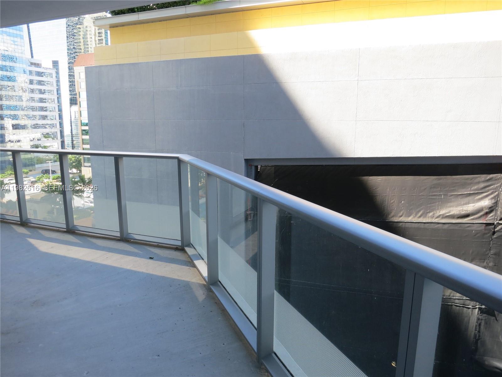 1300 BRICKELL BAY DR 1100